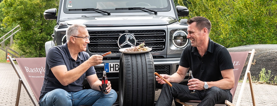 Motorisiertes BBQ im Mercedes-Benz Kundencenter Sindelfingen