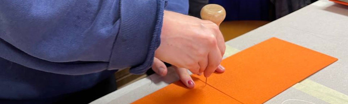 Workshop: Buchstäblich Buchbinden