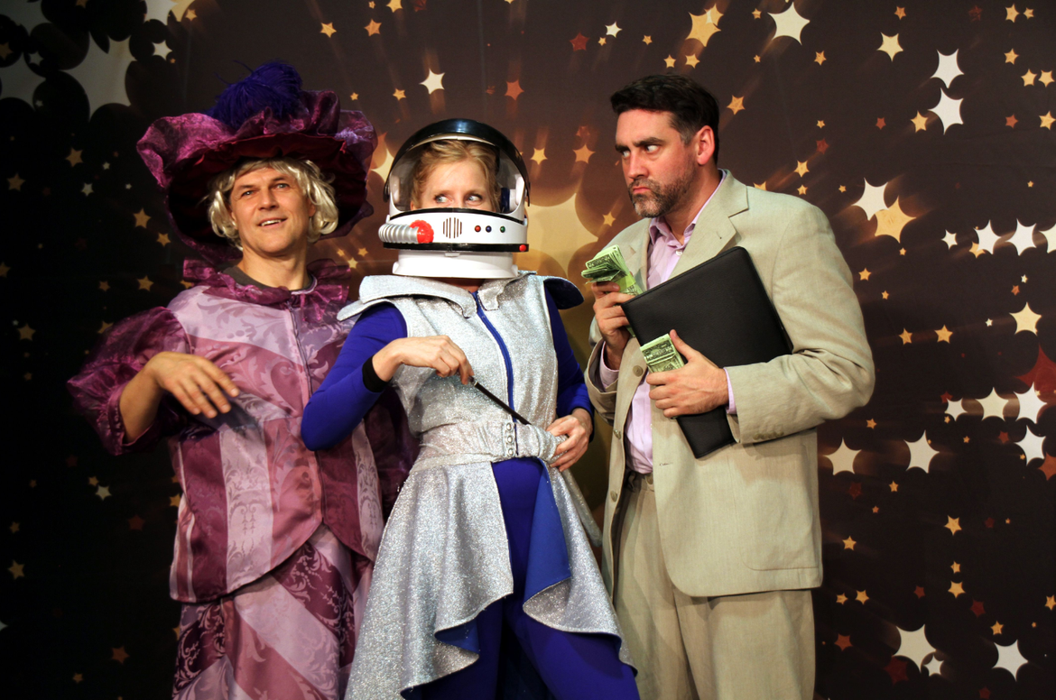 Kindertheater: Weihnachten auf der Erde
